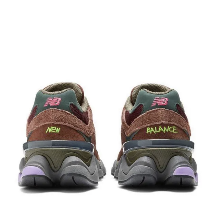 baskets 9060 Rich Oak with NB Burgundy